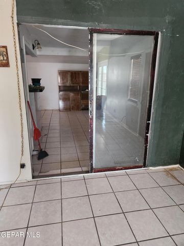 10016 JAMAICA Street, El Paso, TX 79924