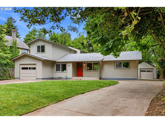 5325 Se HULL Ave, Milwaukie, OR 97267
