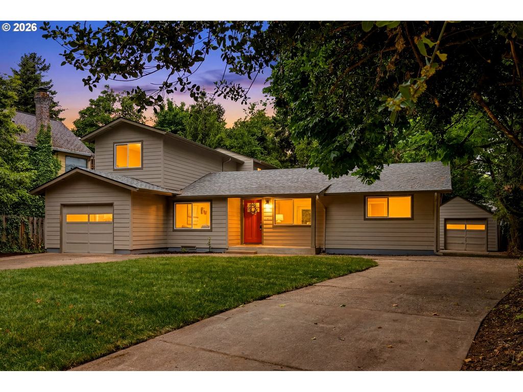 5325 Se HULL Ave, Milwaukie, OR 97267