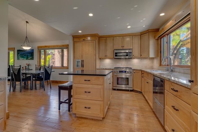 154 Skyland Way, Tahoe City, CA 96145