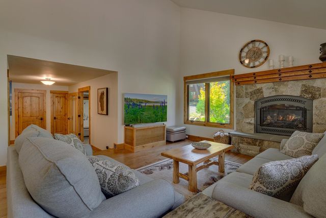 154 Skyland Way, Tahoe City, CA 96145