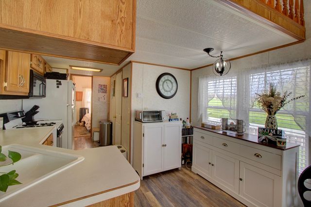 2 Gull Lane, South Hero, VT 05486