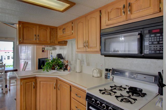 2 Gull Lane, South Hero, VT 05486