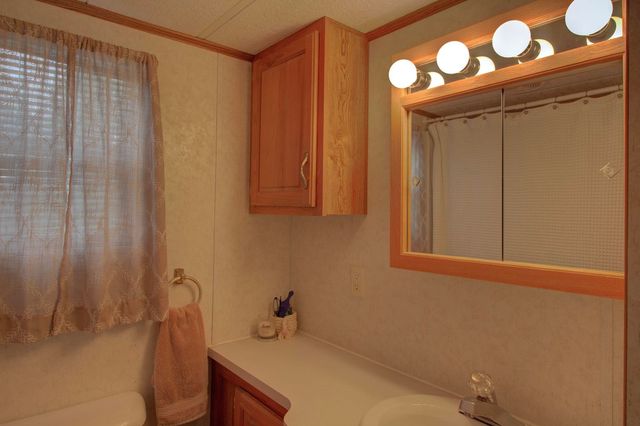 2 Gull Lane, South Hero, VT 05486