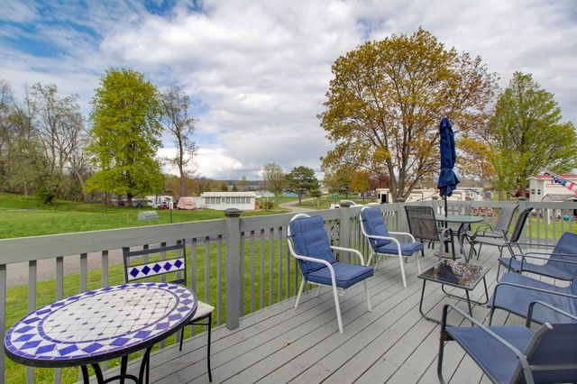 2 Gull Lane, South Hero, VT 05486