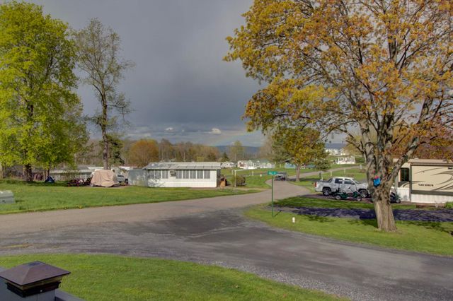 2 Gull Lane, South Hero, VT 05486