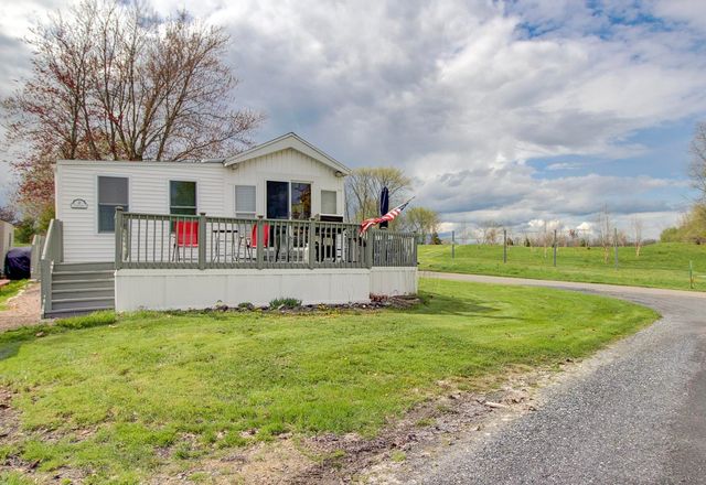 2 Gull Lane, South Hero, VT 05486