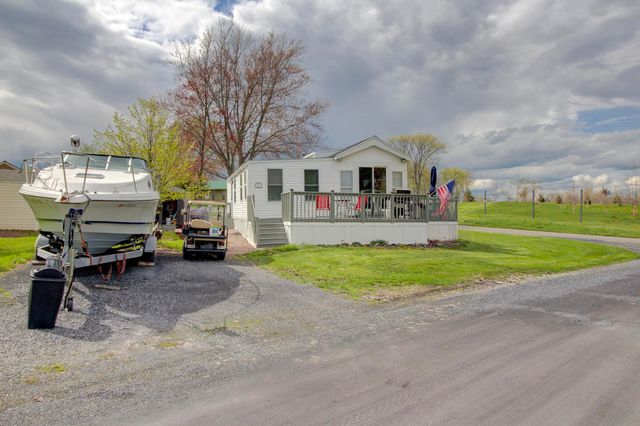 2 Gull Lane, South Hero, VT 05486