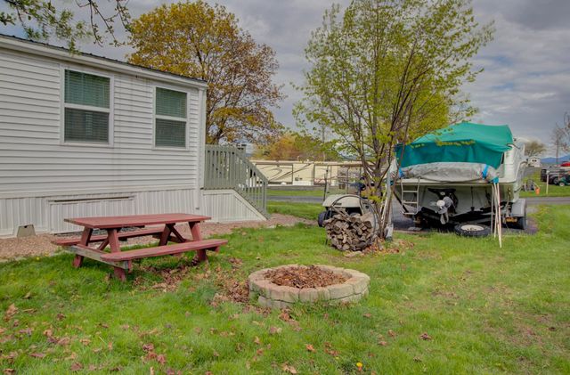 2 Gull Lane, South Hero, VT 05486