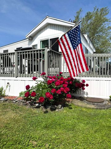 2 Gull Lane, South Hero, VT 05486