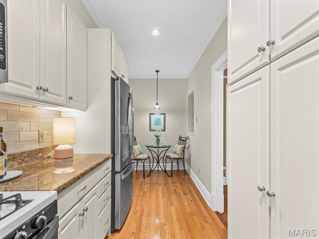 7398 Norwood Avenue 1E, University City, MO 63130