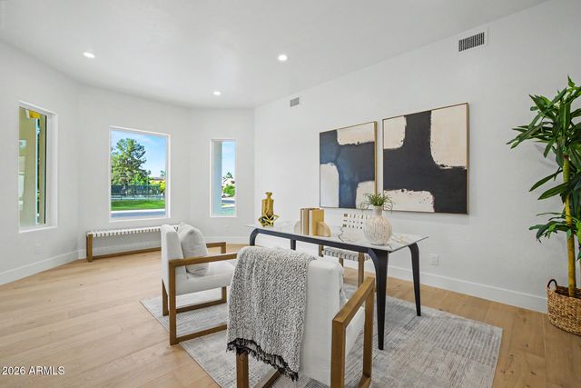 1321 W GARDENIA Avenue, Phoenix, AZ 85021