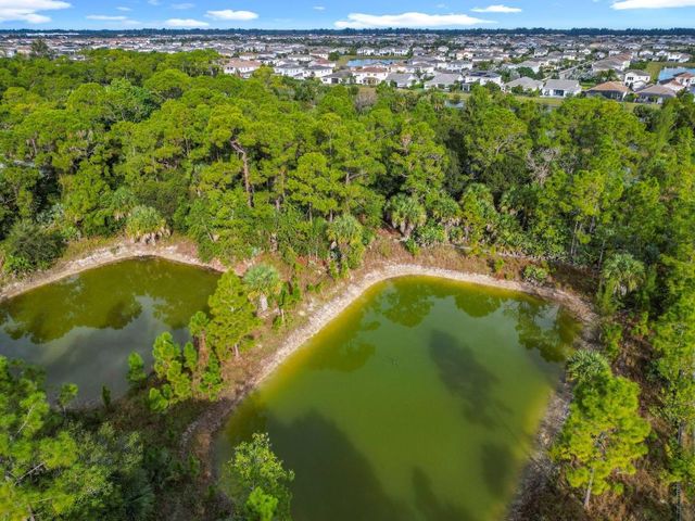 15595 43rd Road N, Loxahatchee Groves, FL 33470