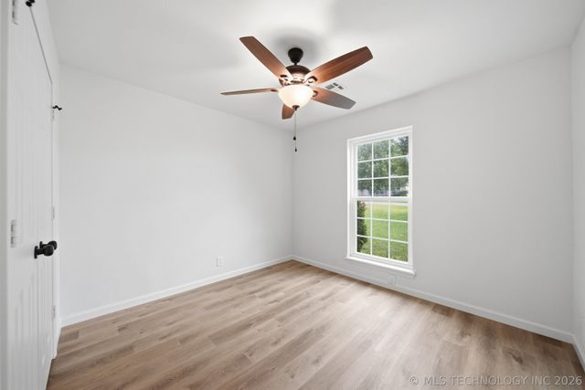 1004 W Beech Street, Skiatook, OK 74070