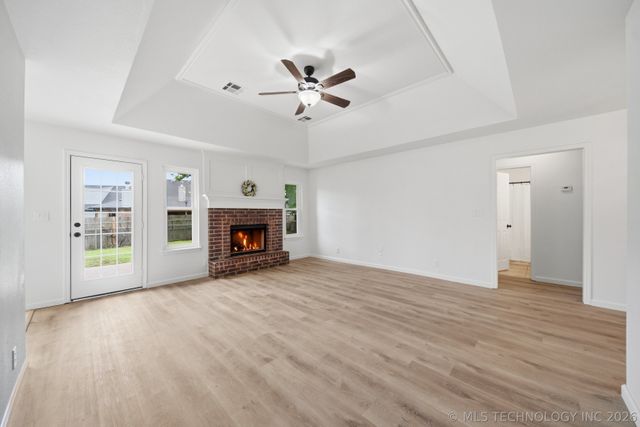 1004 W Beech Street, Skiatook, OK 74070