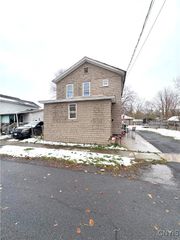 10 Rock Avenue, Auburn, NY 13021