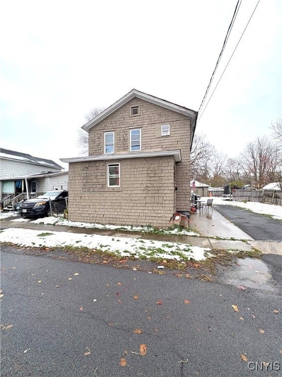 10 Rock Avenue, Auburn, NY 13021