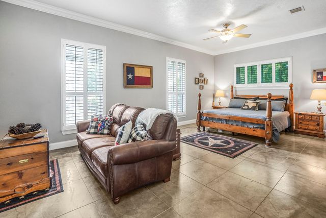 20547 Crosby Eastgate Road, Crosby, TX 77532