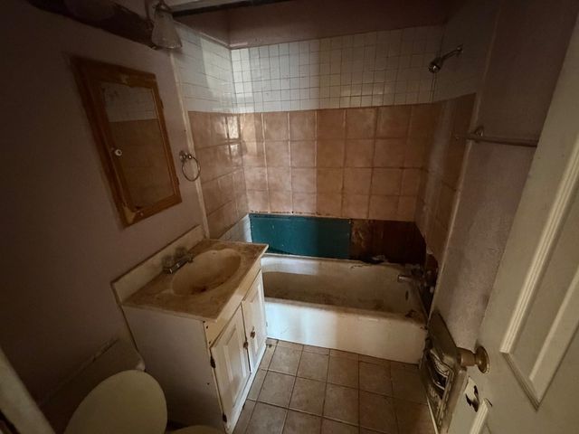 908 N 10th Street, Ballinger, TX 76821