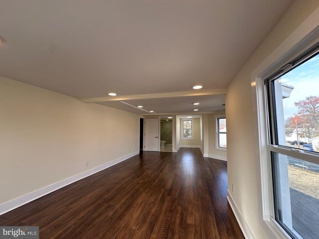 1019 N BROAD ST, Woodbury, NJ 08096