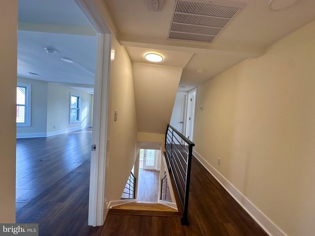 1019 N BROAD ST, Woodbury, NJ 08096