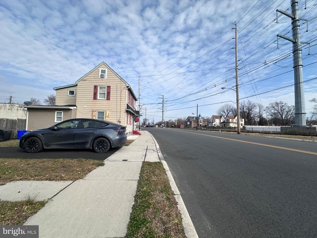 1019 N BROAD ST, Woodbury, NJ 08096
