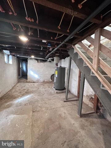 1019 N BROAD ST, Woodbury, NJ 08096