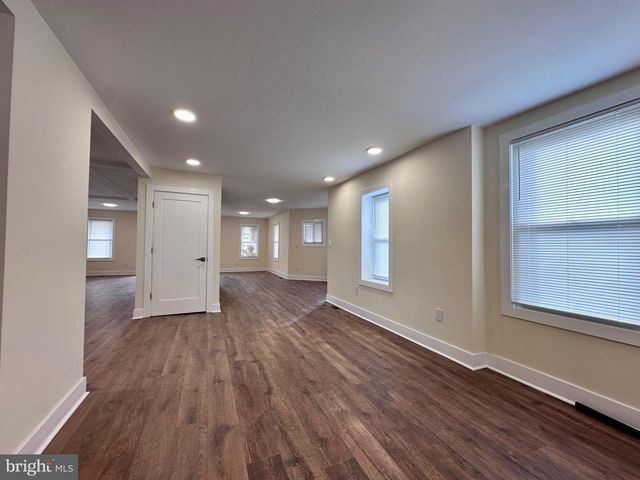 1019 N BROAD ST, Woodbury, NJ 08096