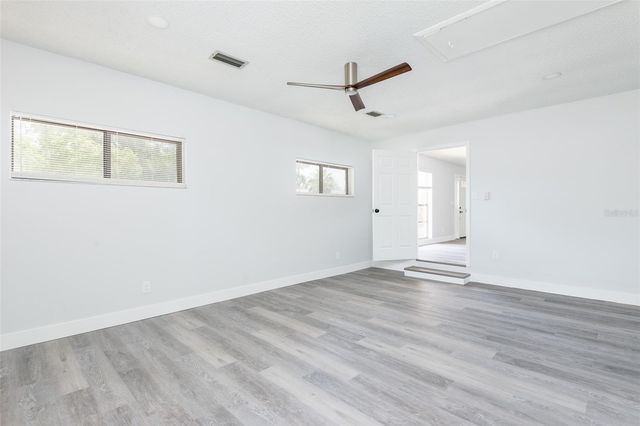 902 SHANGRI LA DRIVE, Seffner, FL 33584