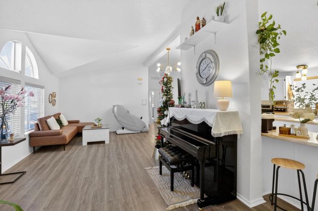 120 Dixon Landing, Milpitas, CA 95035