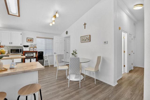 120 Dixon Landing, Milpitas, CA 95035