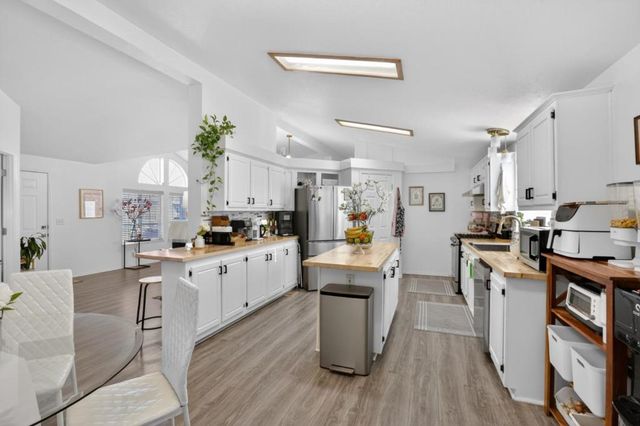 120 Dixon Landing, Milpitas, CA 95035