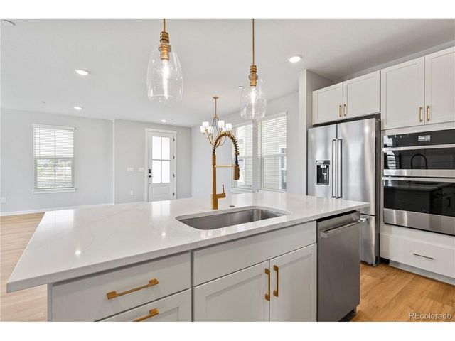 1845 Parade St, Erie, CO 80516