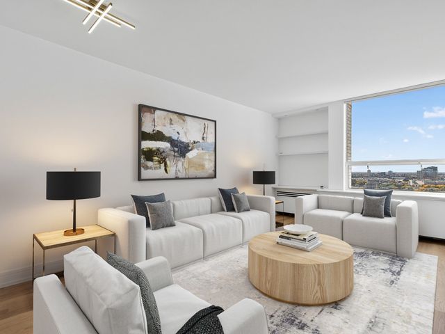 1455 N Sandburg Terrace 2403, Chicago, IL 60610