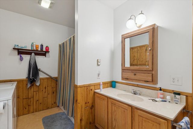 5626 S Jeffs Rd Road B, Merritt, MI 49667