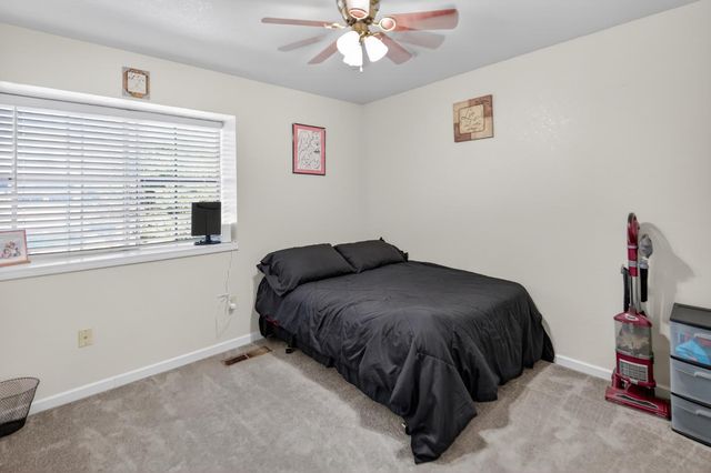 4116 Windrose Ct, Modesto, CA 95356