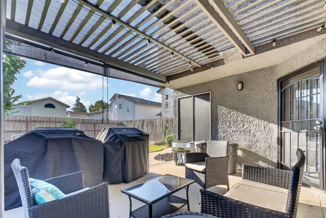 4116 Windrose Ct, Modesto, CA 95356