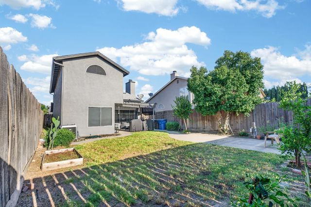 4116 Windrose Ct, Modesto, CA 95356