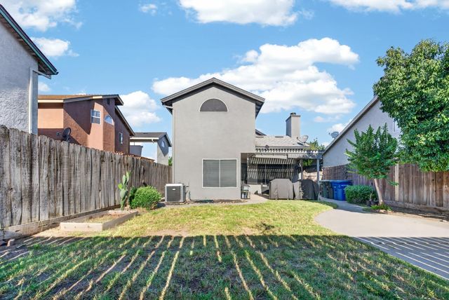 4116 Windrose Ct, Modesto, CA 95356