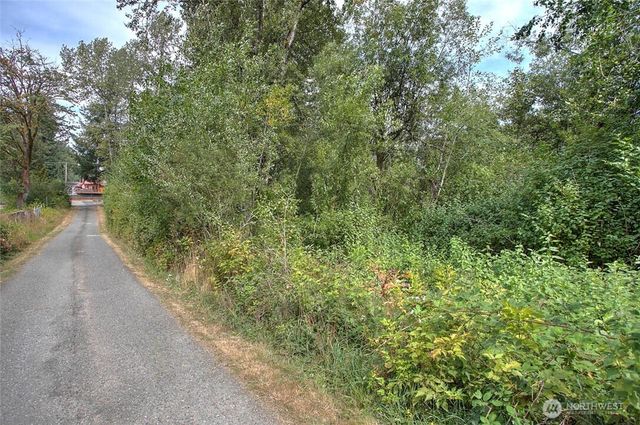 204 XX 190th Avenue SE, Renton, WA 98058