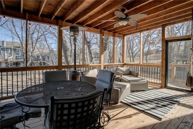 46 NE Shoreview Drive, Lee's Summit, MO 64064