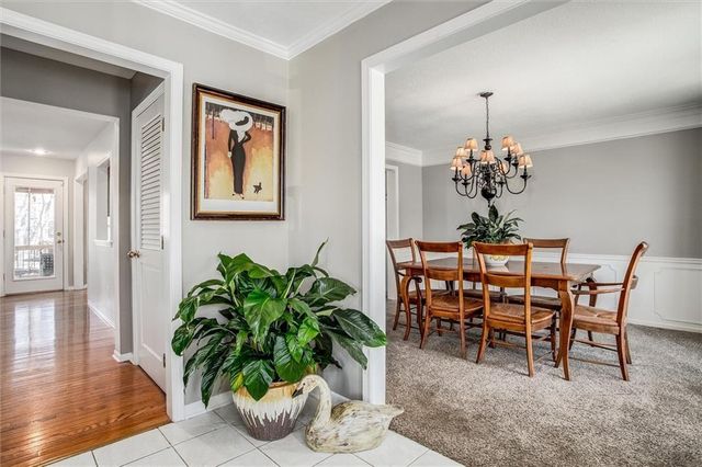 46 NE Shoreview Drive, Lee's Summit, MO 64064