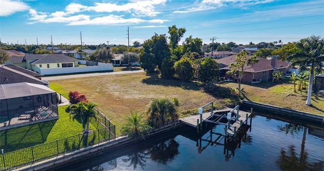 107 SE 35th TER, Cape Coral, FL 33904