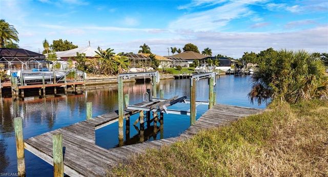 107 SE 35th TER, Cape Coral, FL 33904