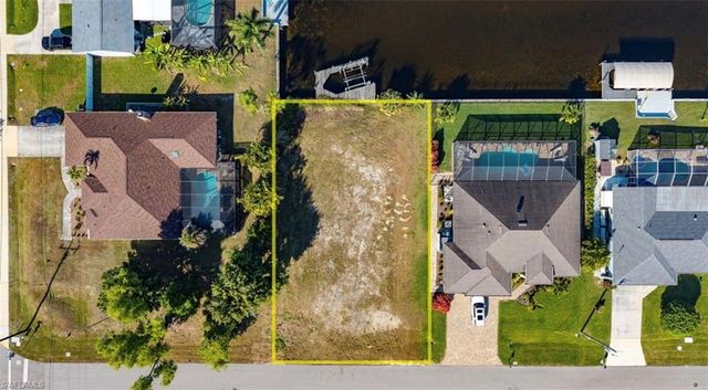 107 SE 35th TER, Cape Coral, FL 33904