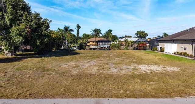 107 SE 35th TER, Cape Coral, FL 33904