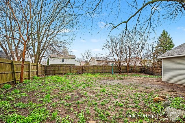 3042 Perry Avenue, Wyoming, MI 49519