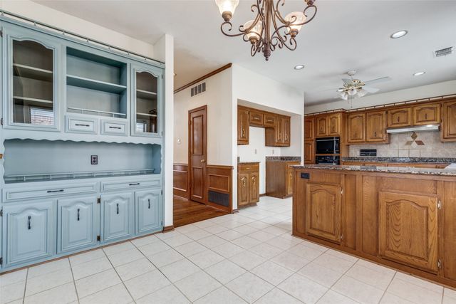 5014 Village Court, Dallas, TX 75248