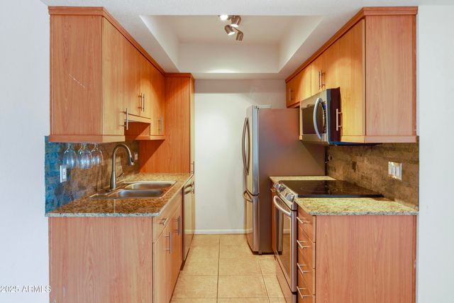 7350 N VIA PASEO DEL SUR -- N207, Scottsdale, AZ 85258