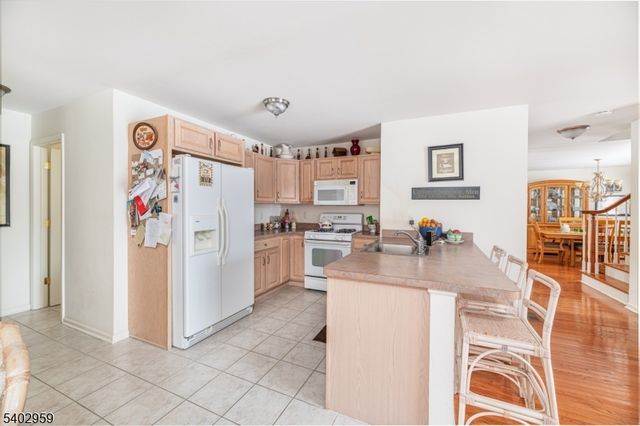 26 Bracken Hill Rd, Hardyston Twp., NJ 07419